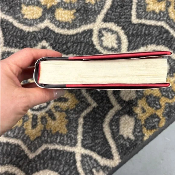 Jodi Picoult 'The Tenth Circle' Hardcover Book - Picture 4 of 4